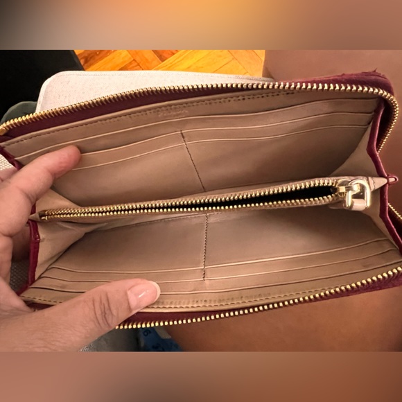 PRADA Zippy Leather Wallet Red - Picture 4 of 6